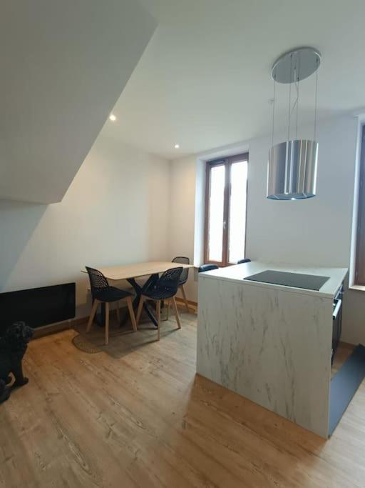 # Le Beffroi# Maison# 뮈롤 외부 사진